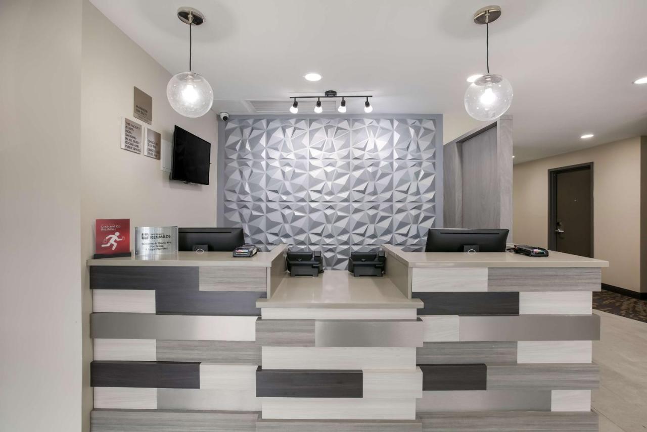 Best Western Plus Executive Residency Bronx Нью-Йорк Экстерьер фото