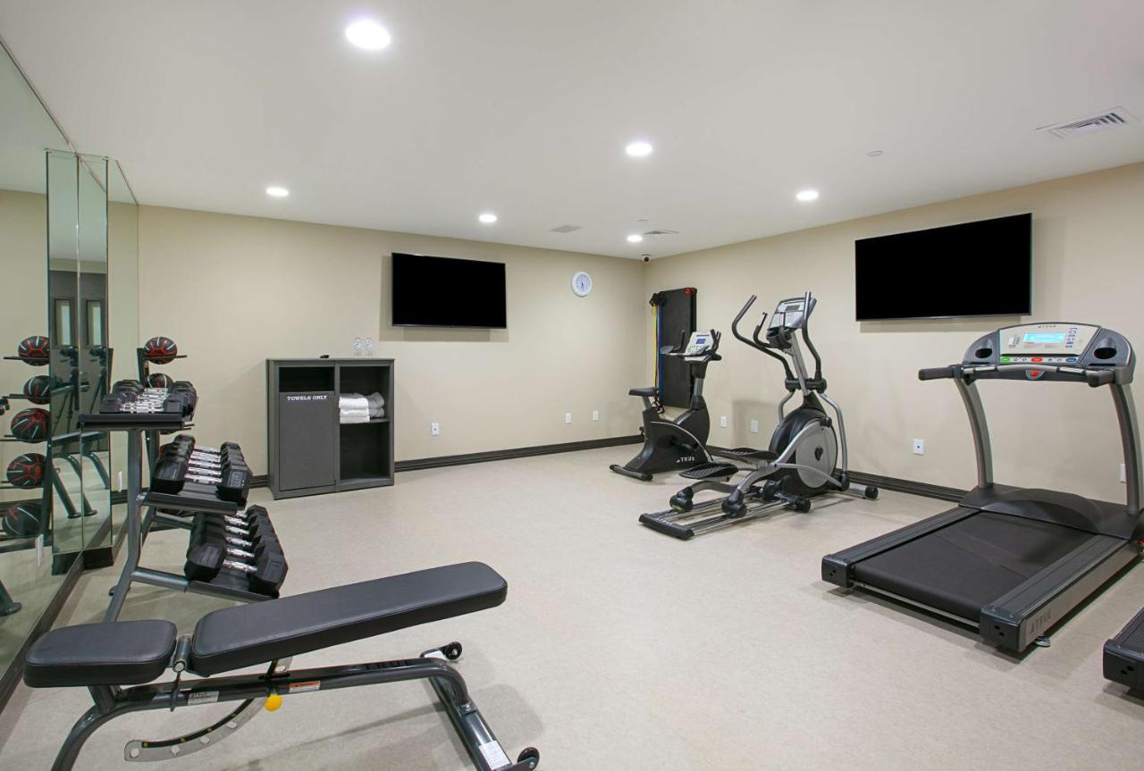 Best Western Plus Executive Residency Bronx Нью-Йорк Экстерьер фото