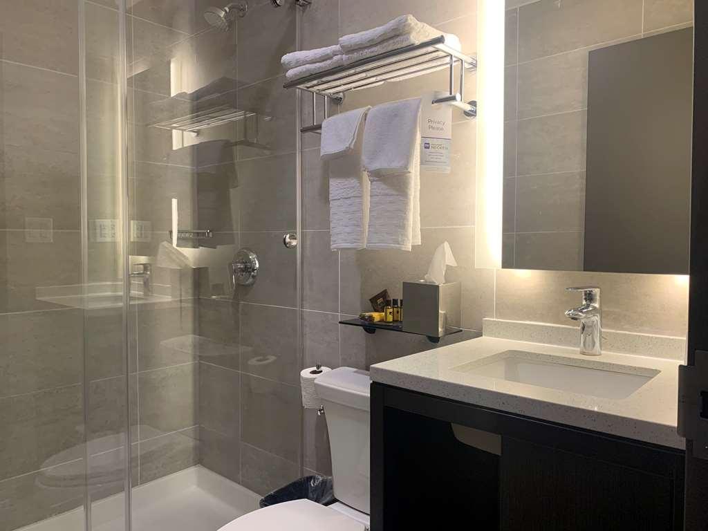 Best Western Plus Executive Residency Bronx Нью-Йорк Экстерьер фото